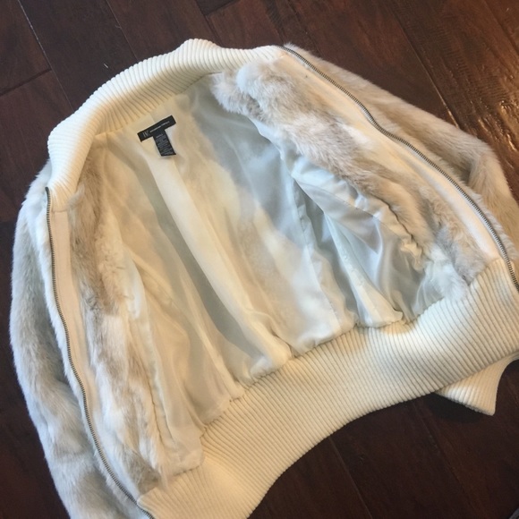 Sold - Picture 4 of 4